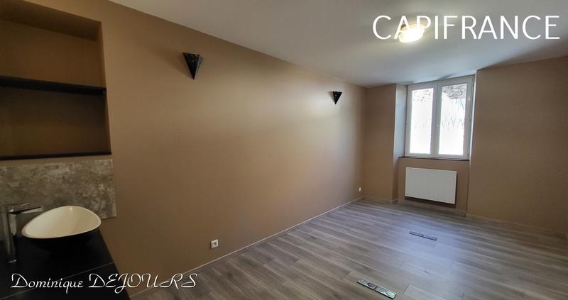 Maison - 178 m² - 9 pièces