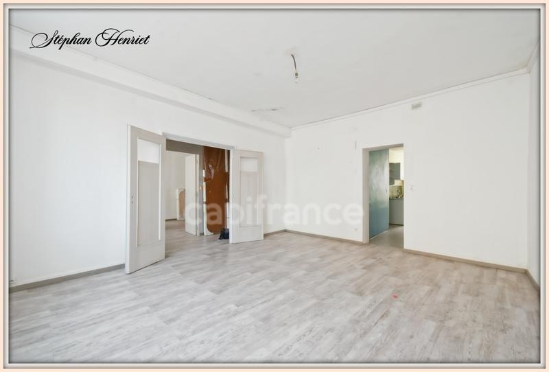 Maison - 311 m² - 11 pièces