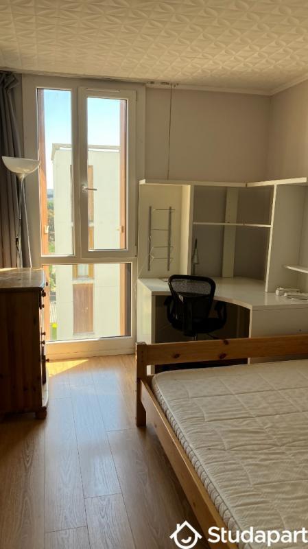 Chambre - 10 m² - 1 pièce