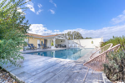 Maison - 180 m² - 6 pièces