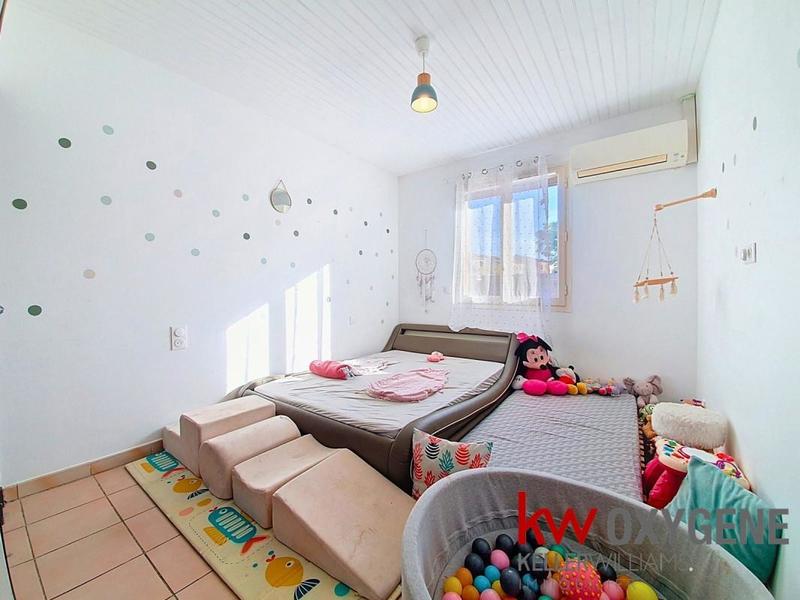 Maison - 95 m² - 4 pièces