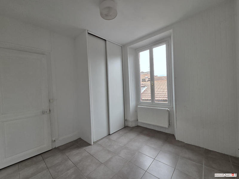 Appartement - 98 m² - 5 pièces