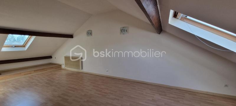 Maison - 105 m² - 6 pièces