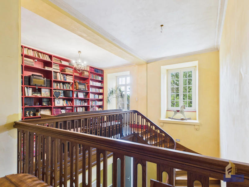 Duplex - 314 m² - 10 pièces