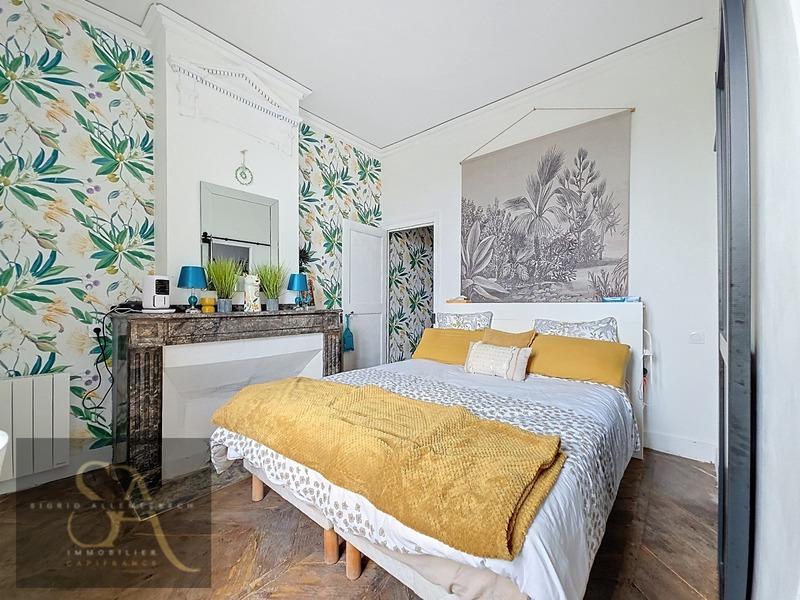 Maison de maîtres - 210 m² - 8 pièces