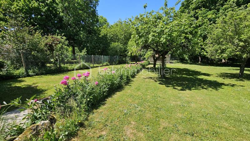 Terrain constructible - 861 m²