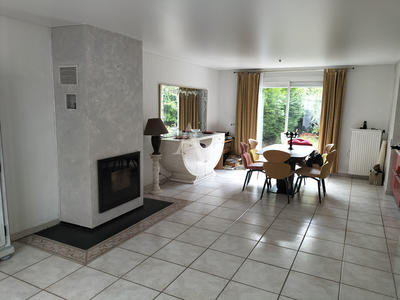 Maison - 104 m² - 5 pièces