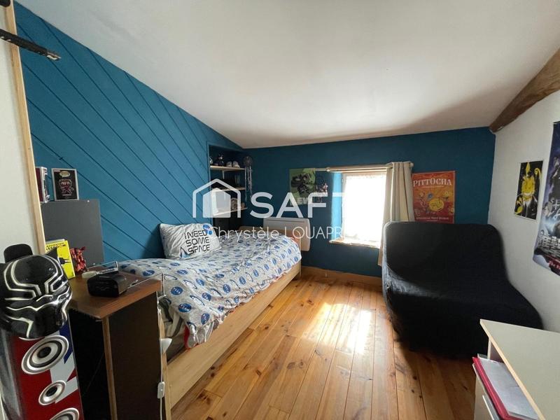 Maison - 244 m² - 7 pièces