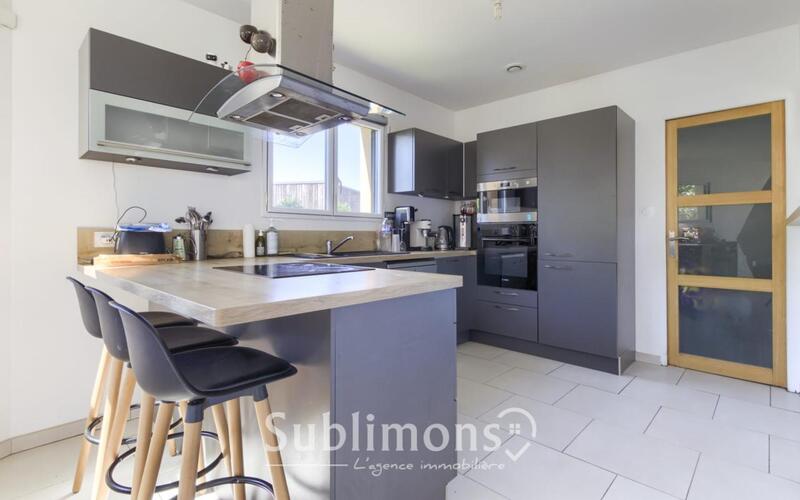 Maison - 144 m² - 7 pièces