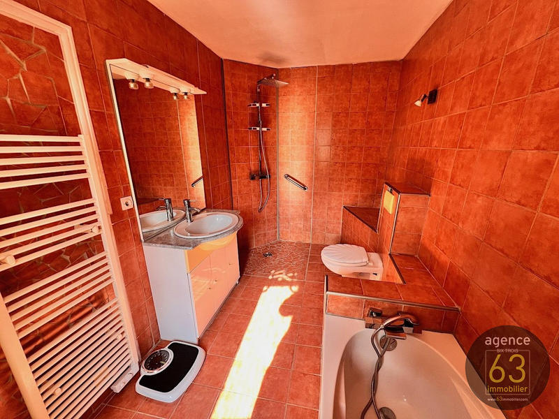 Maison ancienne - 171 m² - 6 pièces