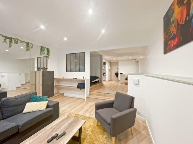 Loft - 49 m² - 2 pièces