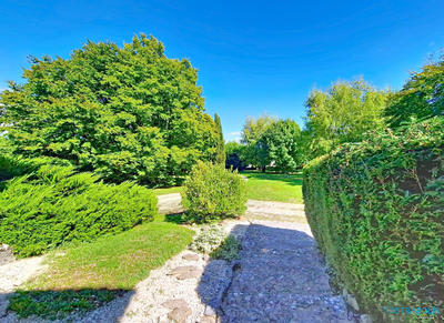 Maison - 195 m² - 7 pièces