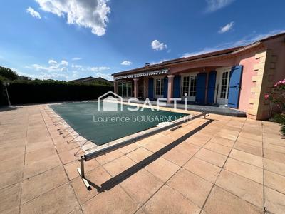 Maison - 138 m² - 5 pièces