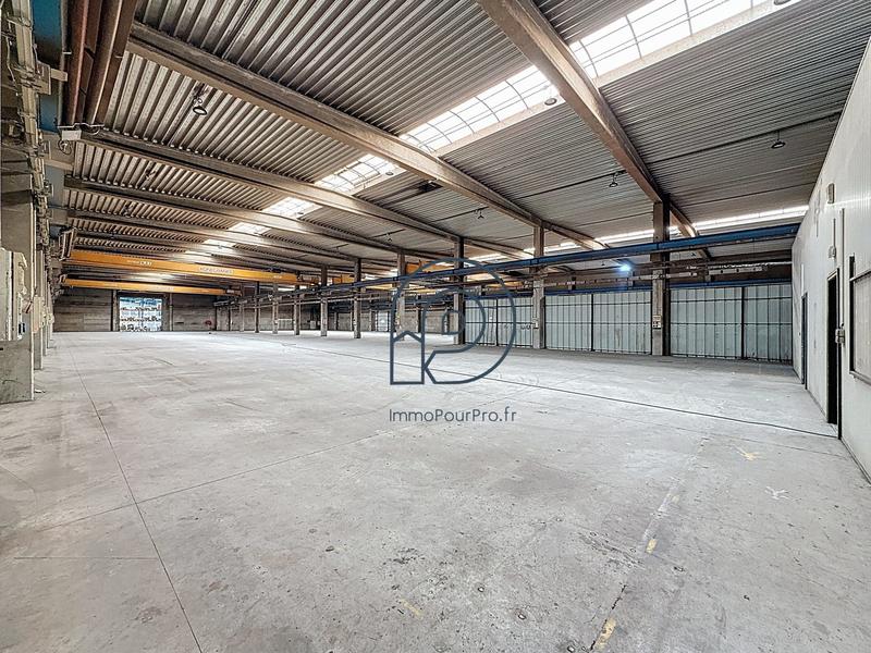 Local d'activités - 3 165 m²