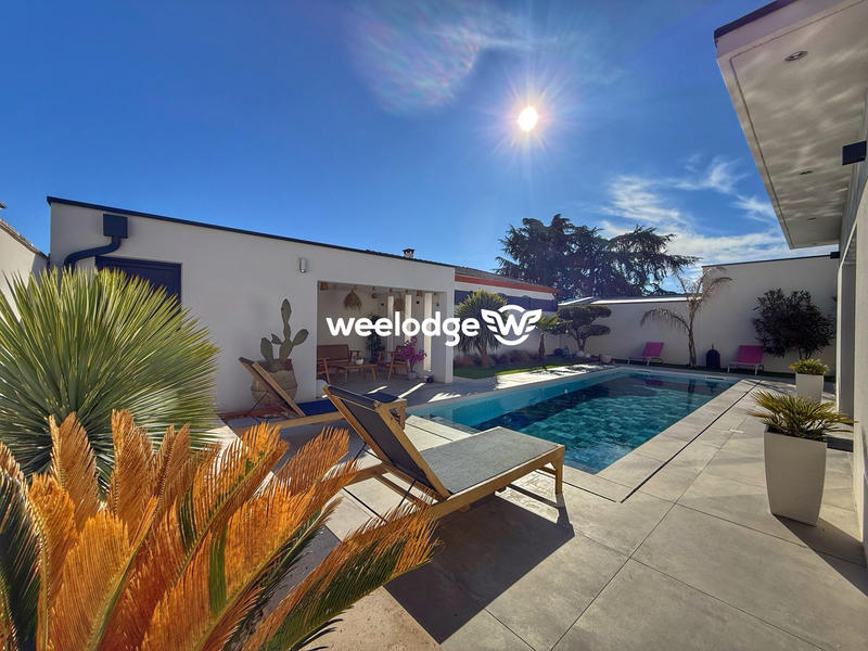 Maison contemporaine - 197 m² - 6 pièces