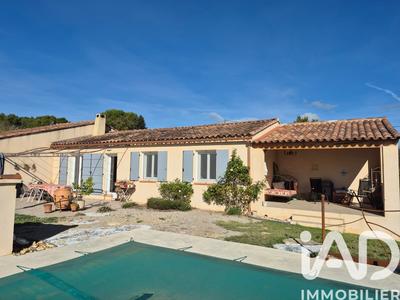 Maison - 147 m² - 5 pièces