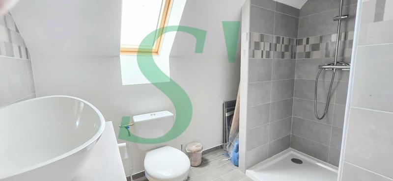 Maison - 163 m² - 7 pièces