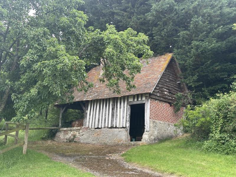 Maison - 420 m² - 12 pièces