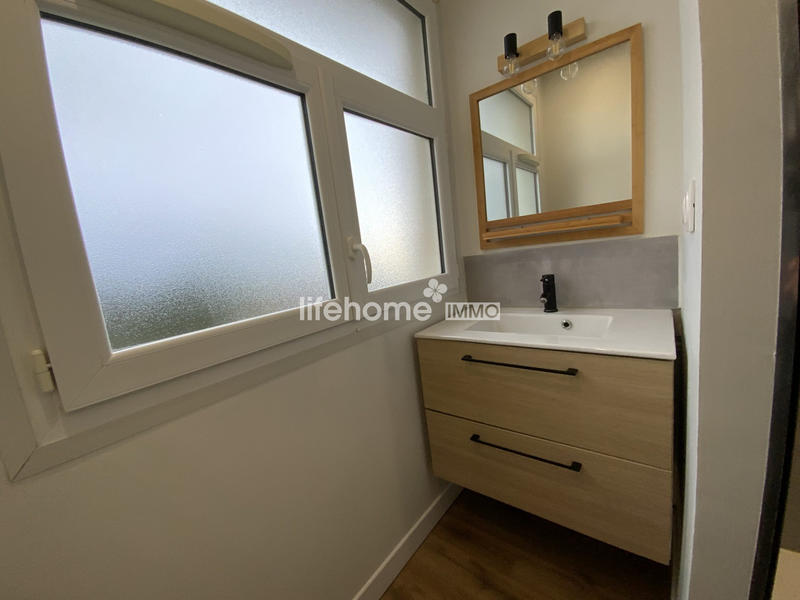 Appartement - 75 m² - 3 pièces