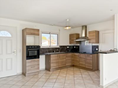 Maison - 85 m² - 4 pièces