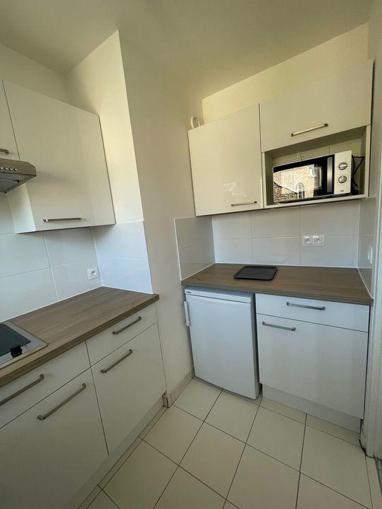 Studio - 24 m² - 1 pièce