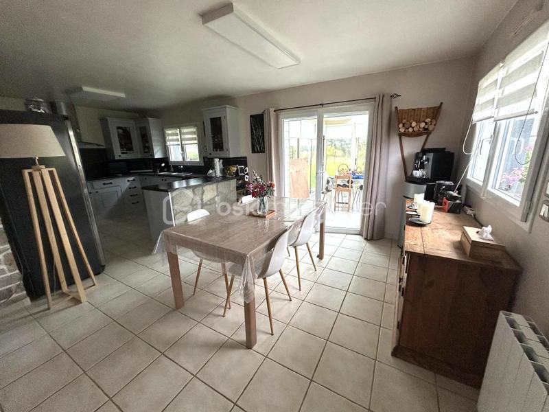 Maison traditionnelle - 140 m² - 7 pièces