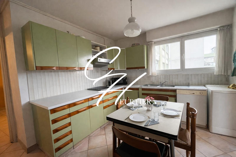 Appartement - 87 m² - 4 pièces