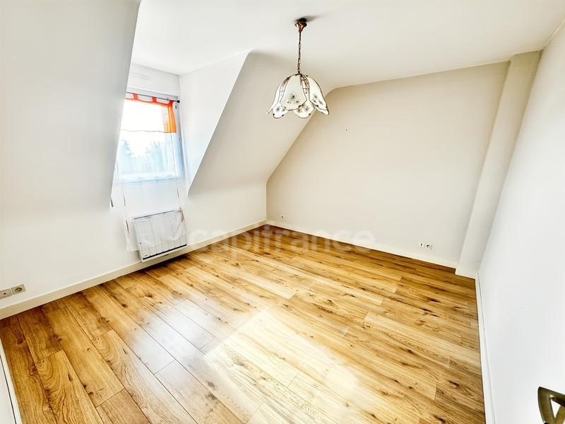 Maison - 112 m² - 6 pièces