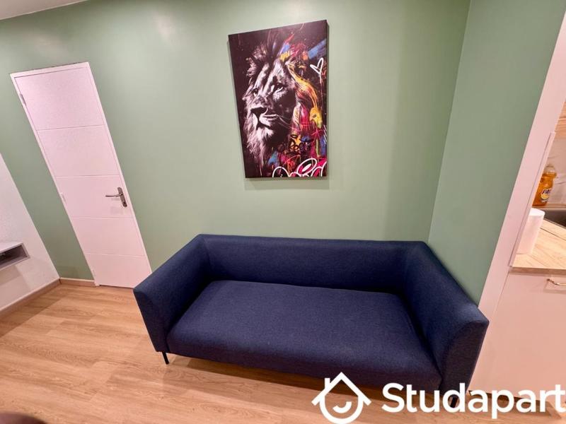 Chambre - 11 m² - 1 pièce