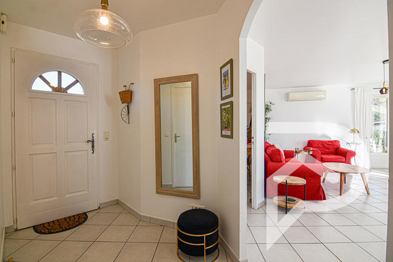 Maison - 110 m² - 6 pièces