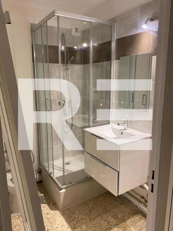 Studio - 27 m² - 1 pièce