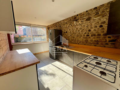 Maison - 77 m² - 4 pièces