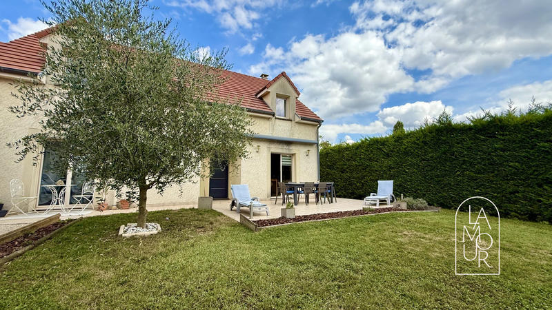 Maison traditionnelle - 152 m² - 5 pièces
