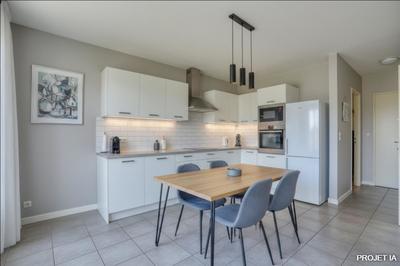 Appartement - 103 m² - 5 pièces