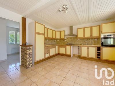 Maison - 95 m² - 5 pièces