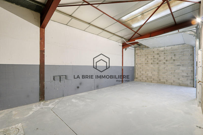 Local d'activité / Entrepôt - 44 m² - 1 pièce