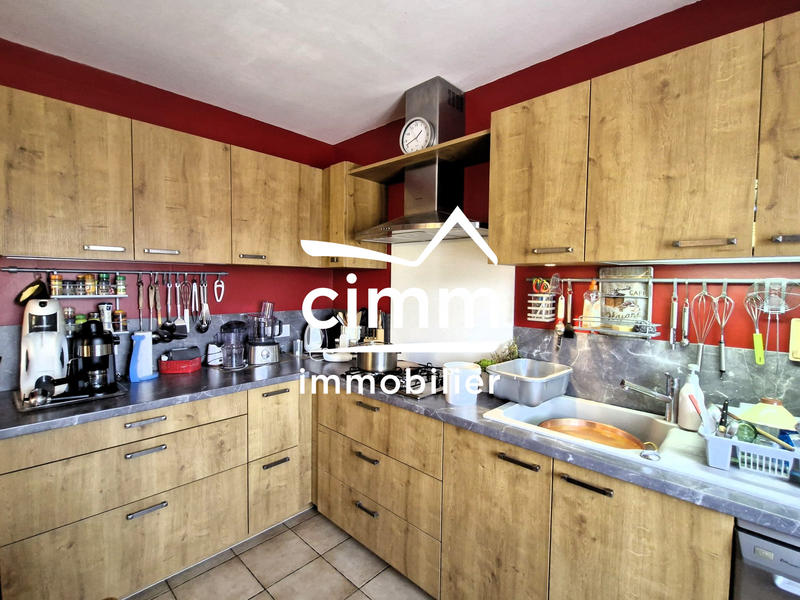 Maison - 111 m² - 5 pièces