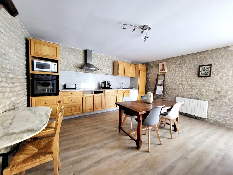 Maison - 186 m² - 8 pièces