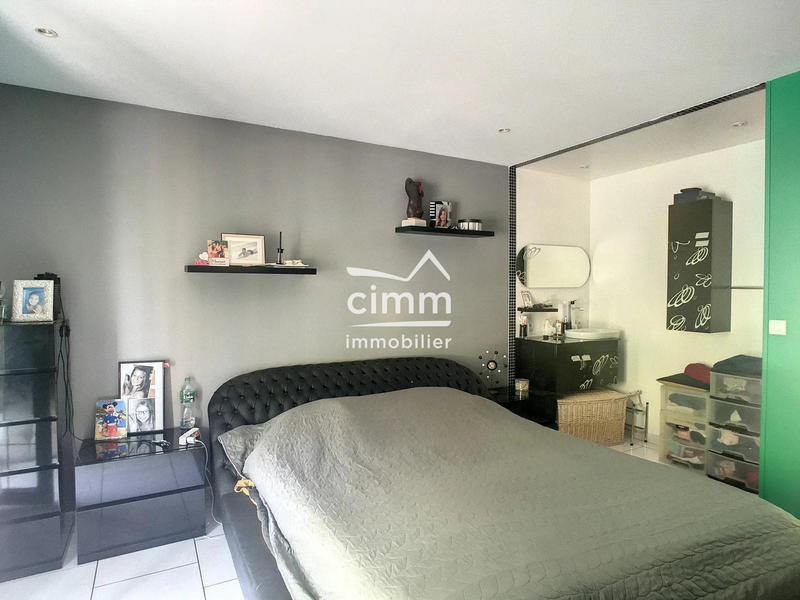 Maison - 194 m² - 6 pièces