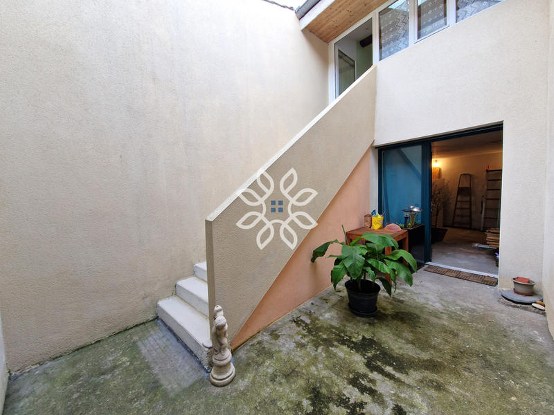 Maison - 172 m² - 6 pièces