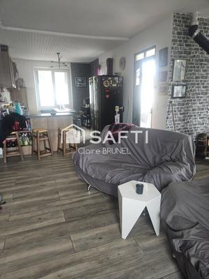 Maison - 95 m² - 4 pièces