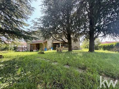 Maison - 211 m² - 9 pièces