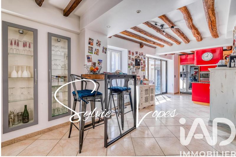 Maison - 170 m² - 5 pièces