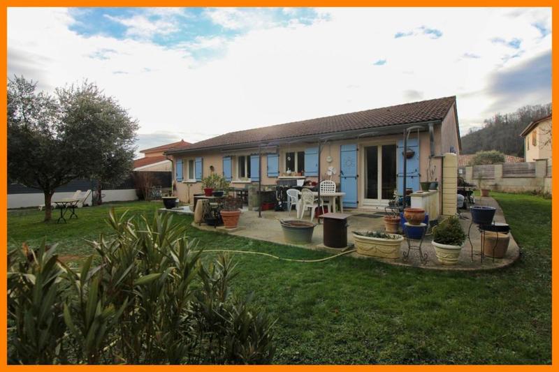 Villa - 90 m² - 5 pièces