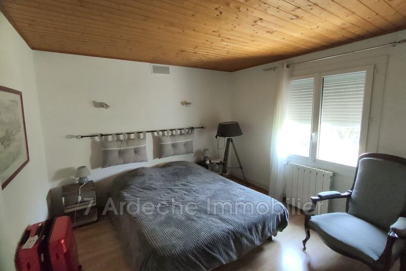 Maison - 195 m² - 8 pièces