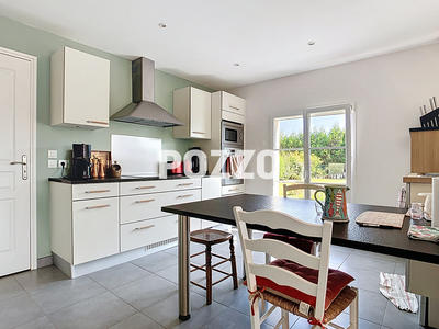 Maison - 200 m² - 7 pièces