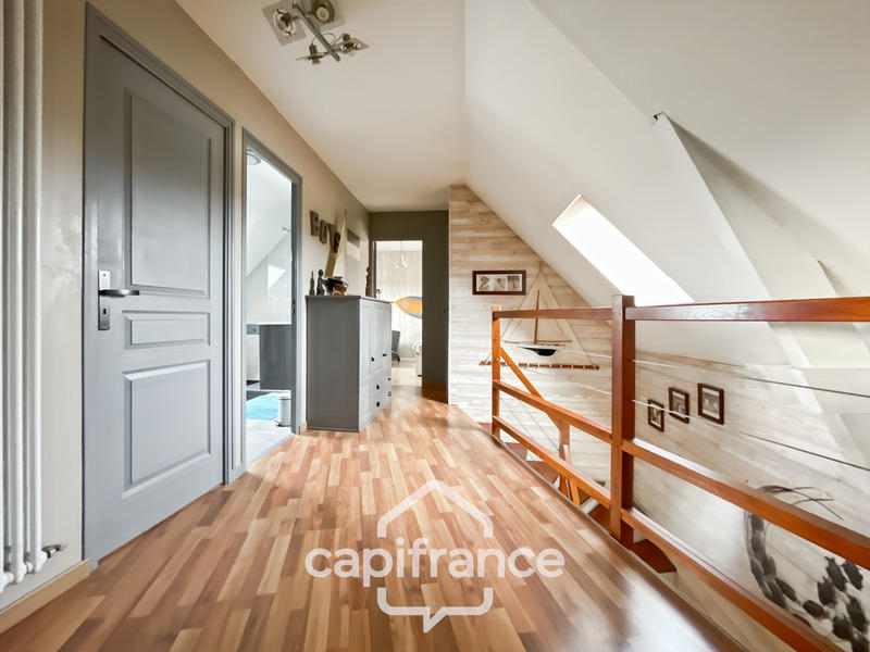 Maison - 152 m² - 7 pièces