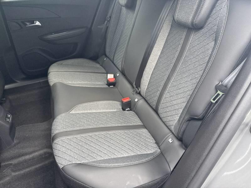 Peugeot 2008 Hybrid 145 e-Dcs6 Allure