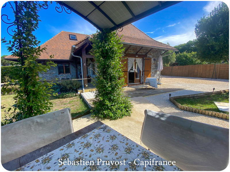 Maison - 100 m² - 4 pièces