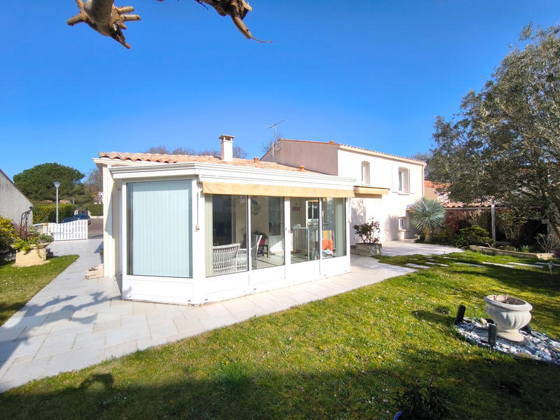 Maison - 101 m² - 4 pièces